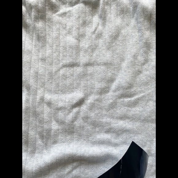 SOLD ON DEPOP - Picture 2 of 3